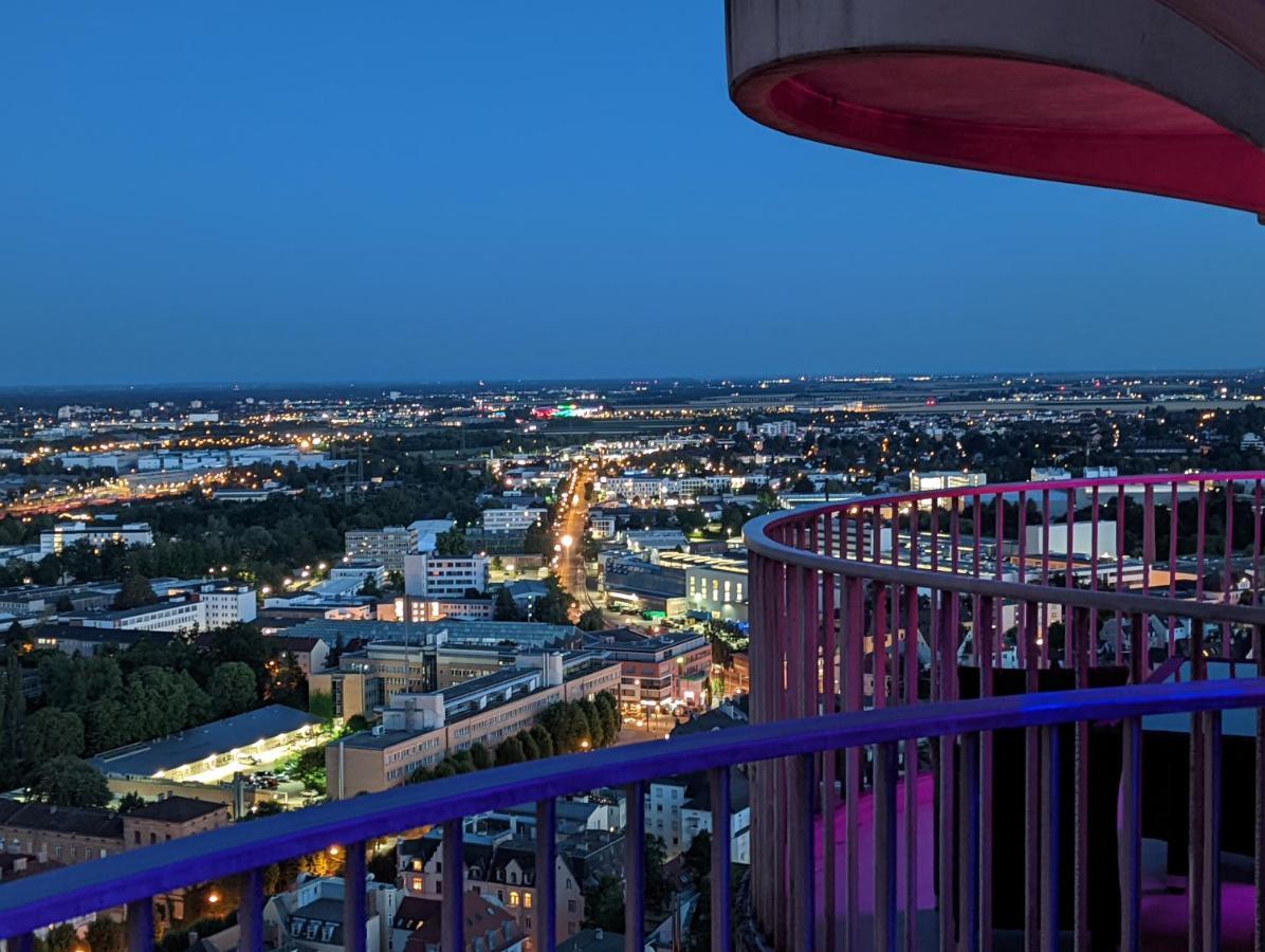 Royal - Sky - Suite Augsburg Ngoại thất bức ảnh